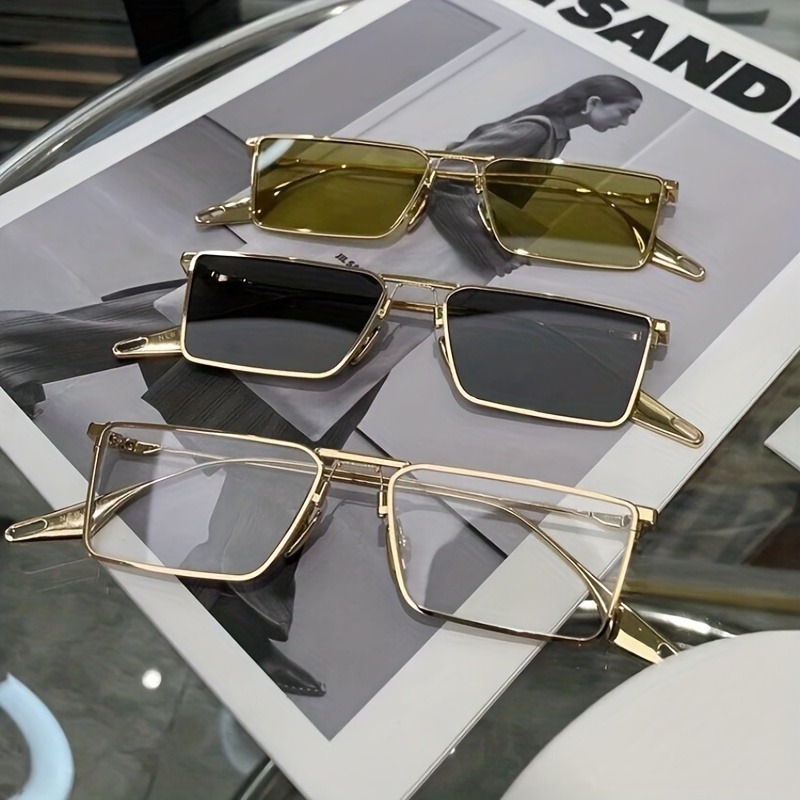 Lunettes à monture métallique pour femmes, rectangulaires, rétro, antireflet, petite monture, Options dorées et noires pour et mode de rue