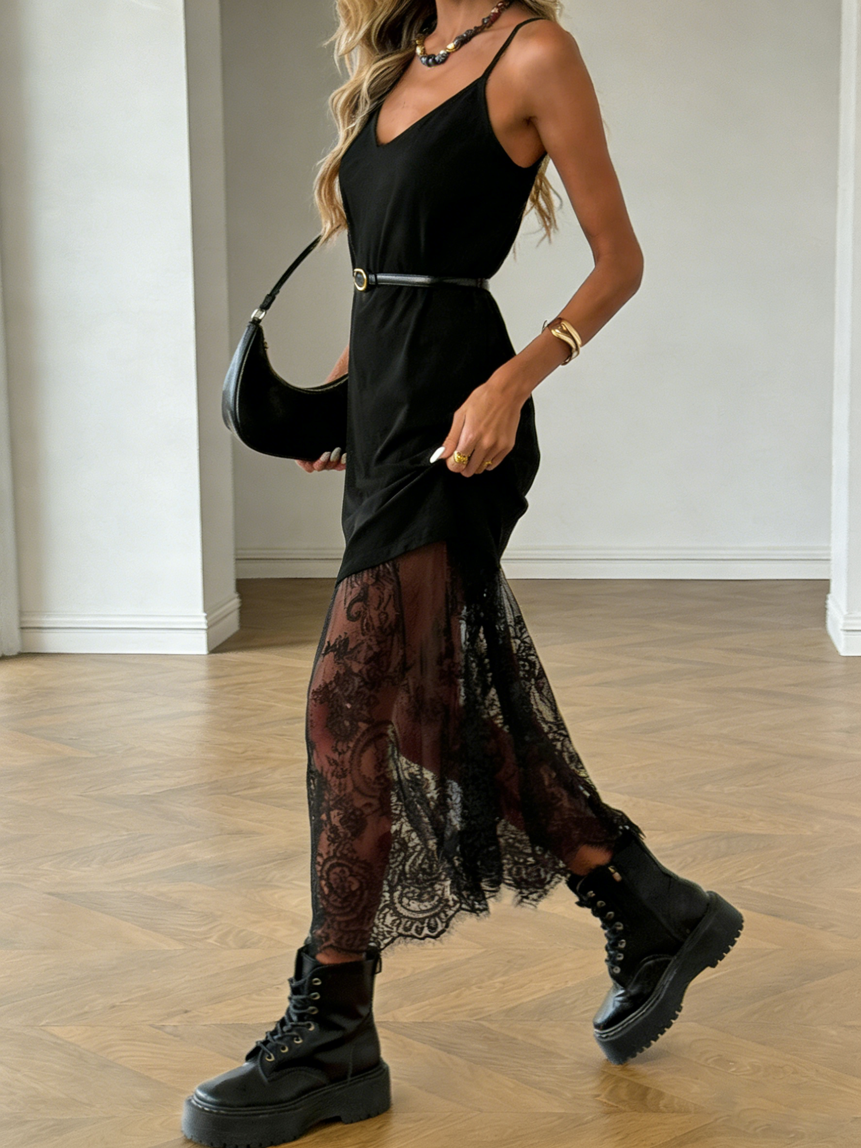 Robe longue élégante pour femmes, robe sans manches à bretelles spaghetti et empiècements en dentelle. Idéal pour les fêtes et les occasions formelles