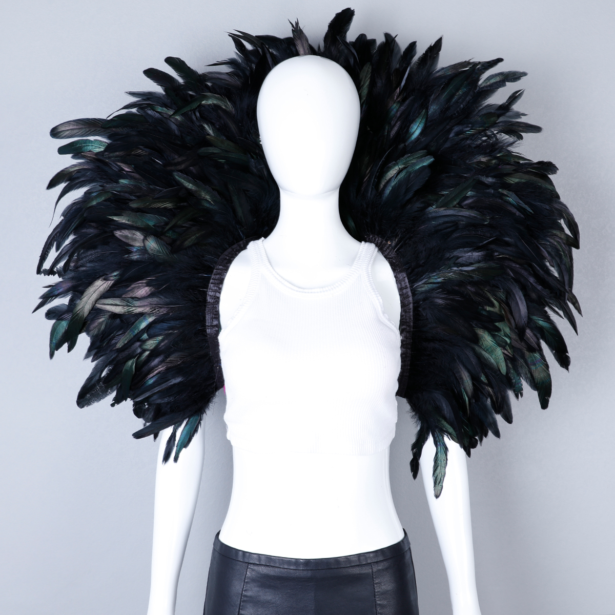Écharpe de plumes de luxe Cosplay Designer Punk Halloween Carnaval Bal masqué Accessoire de fête Vêtements élégants pour les occasions festives