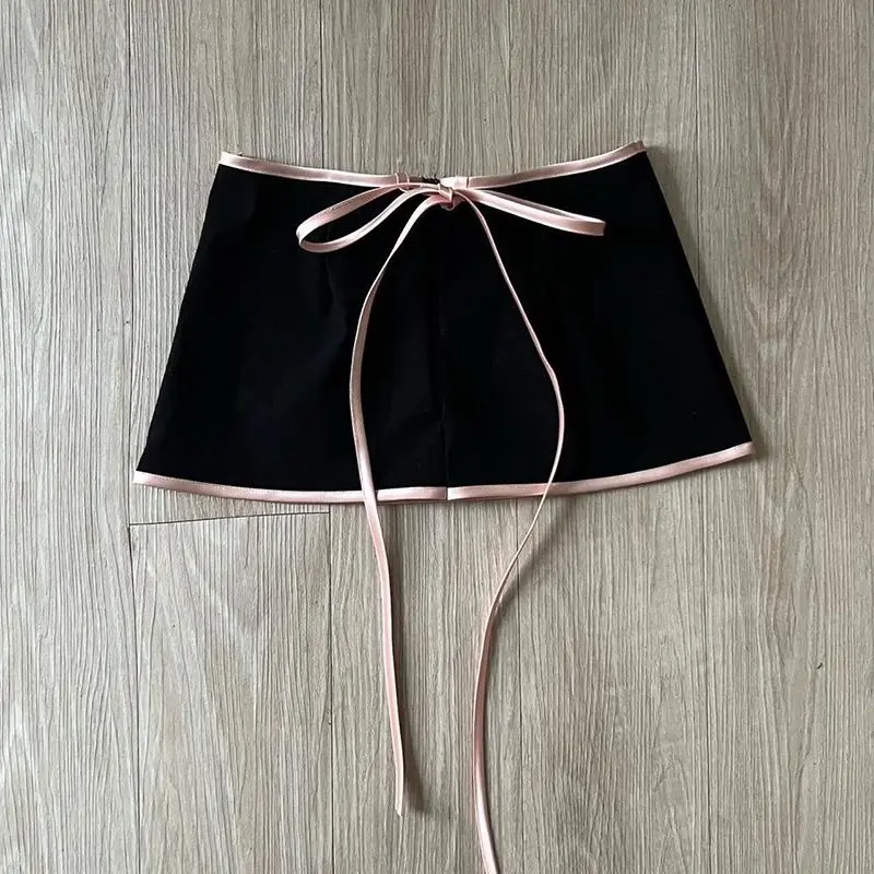 Jupe costume Sexy femmes vêtements 2 pièces ensembles tunique dos nu gilet court pansement nœud moulante Mini jupes tenues Chic ensemble d'été