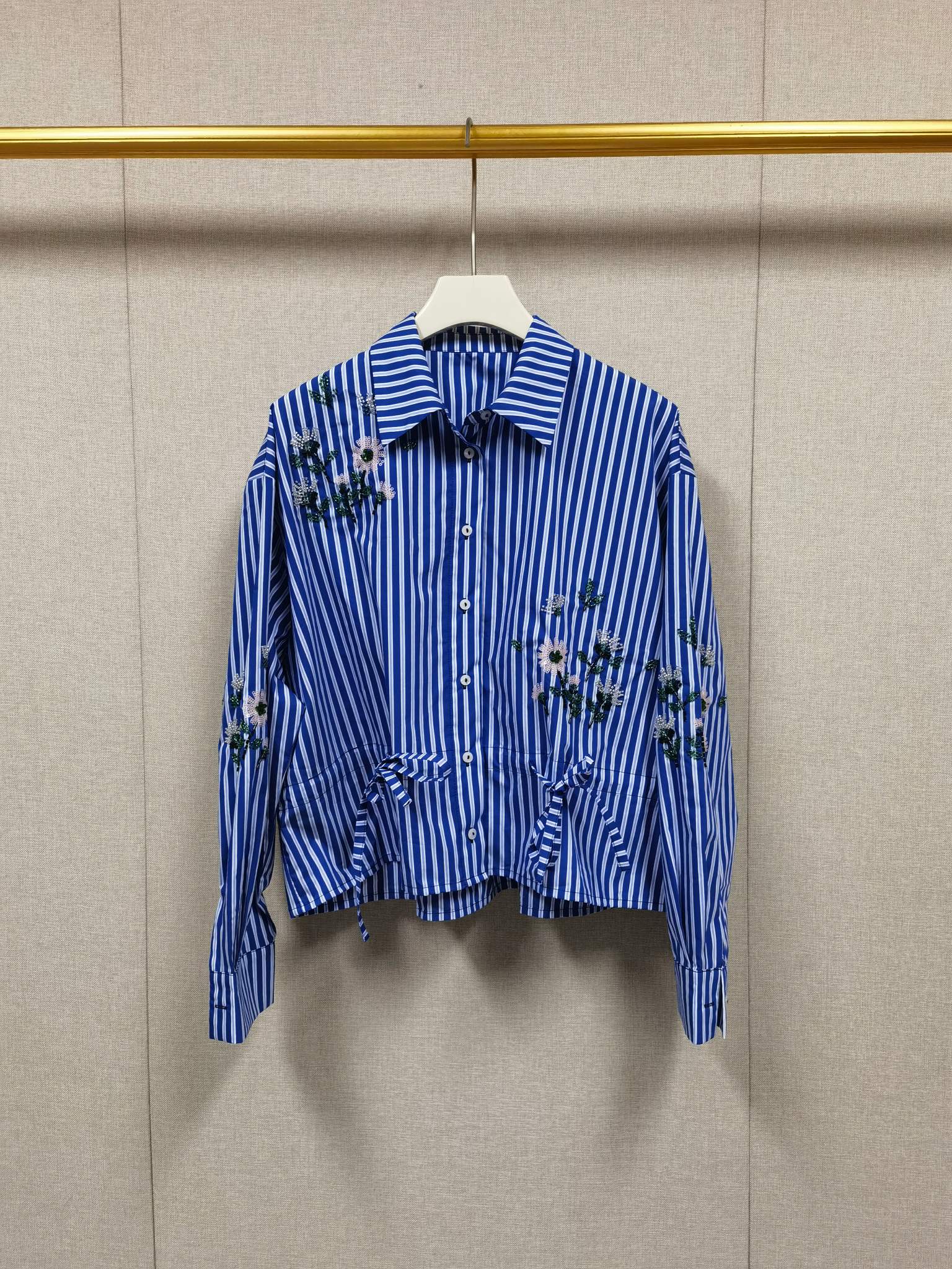 Chemisier ample rayé à broderie de perles florales pour femme avec cordon de serrage à la taille ou short taille haute élastique – Nouveauté été 2026