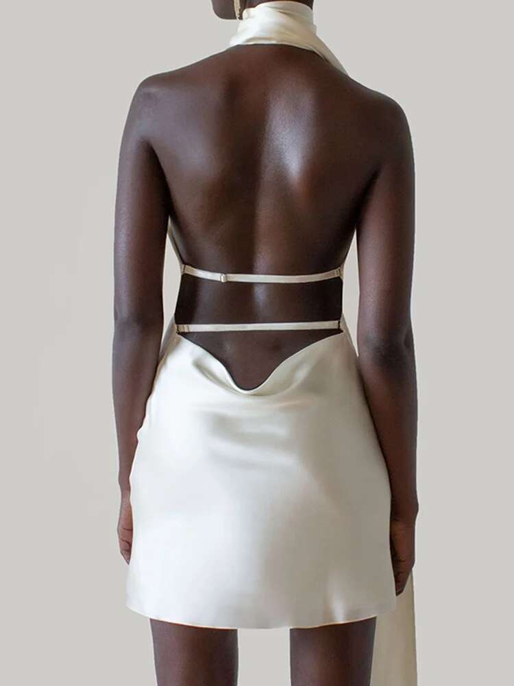 LGRQ 2026 Nouvelle Robe de Soirée Sexy Sans Manches et Dos Nu pour Femme, Robe Droite Unie à Col Halter Tendance 19J4317
