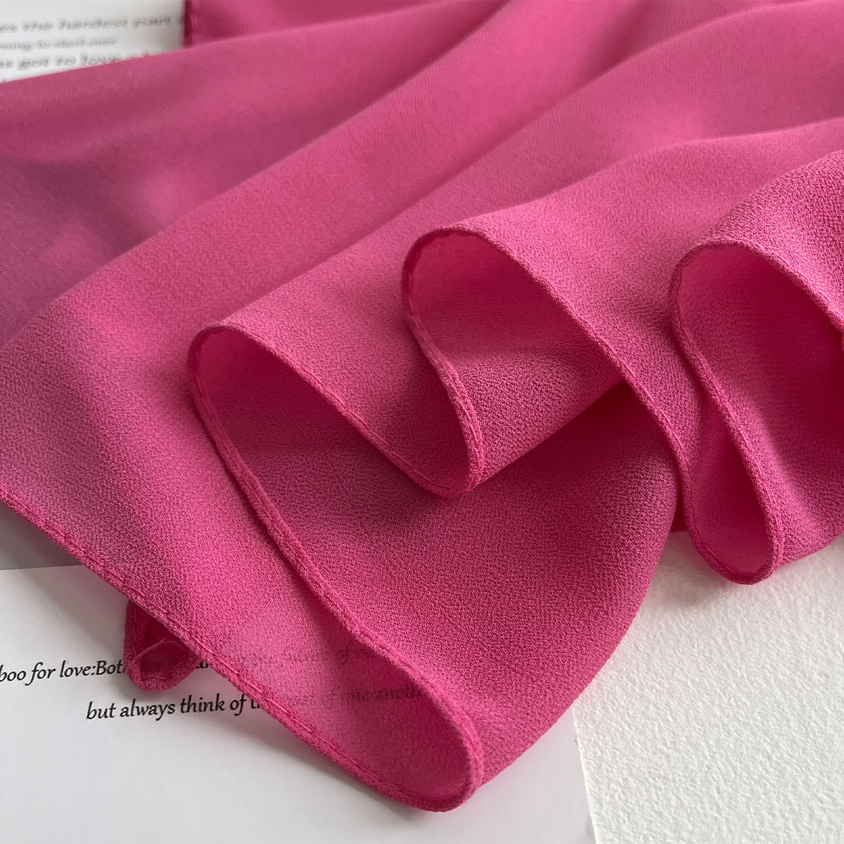 2025 nouveau élégant modeste femmes bulle en mousseline de soie couleur unie musulman foulard dames châle et enveloppement femme Foulard Hijab étoles