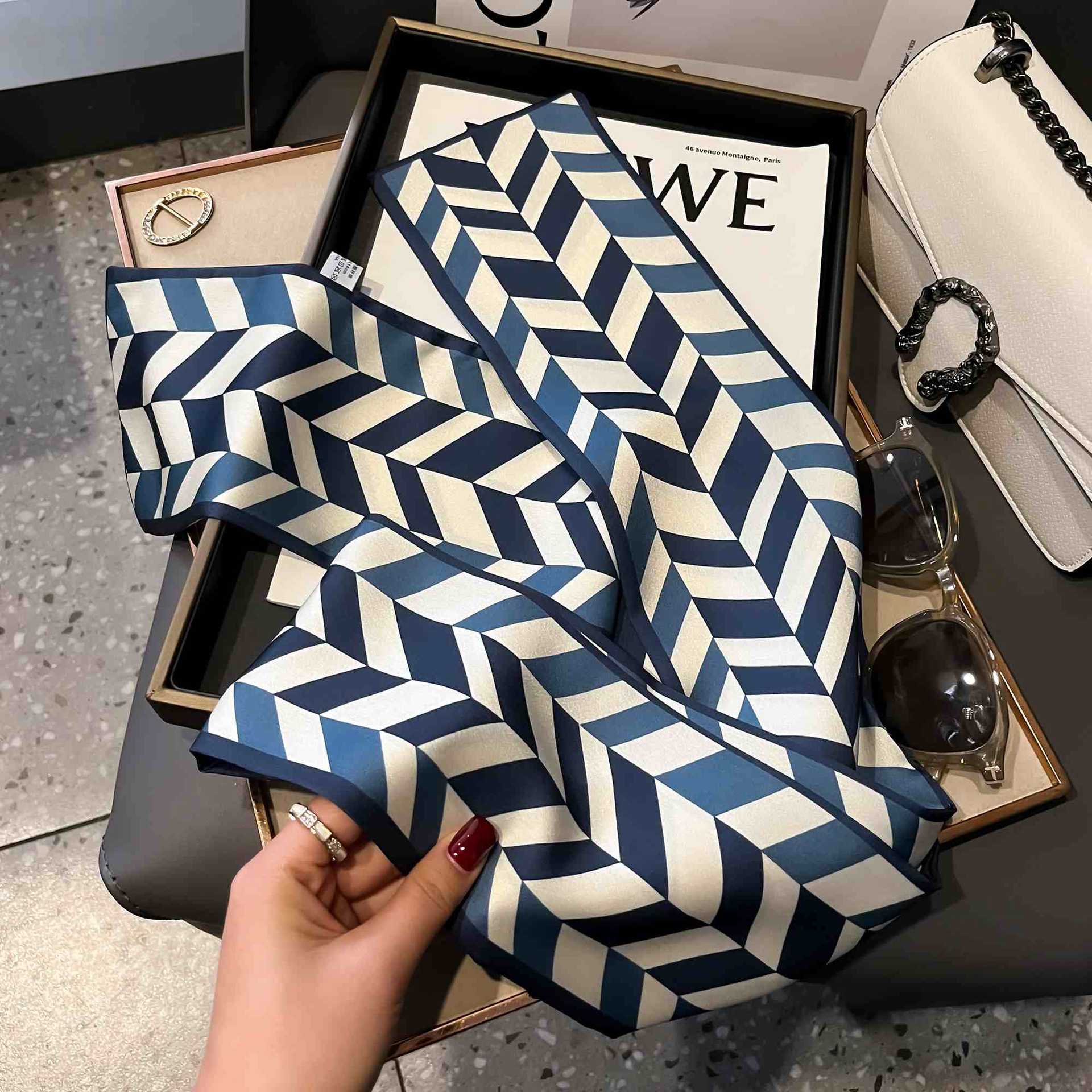Écharpe longue de luxe en soie pour femme, douce, en satin imprimé, bandeau, foulard, écharpe pour cheveux, cravate de cou, écharpes fines