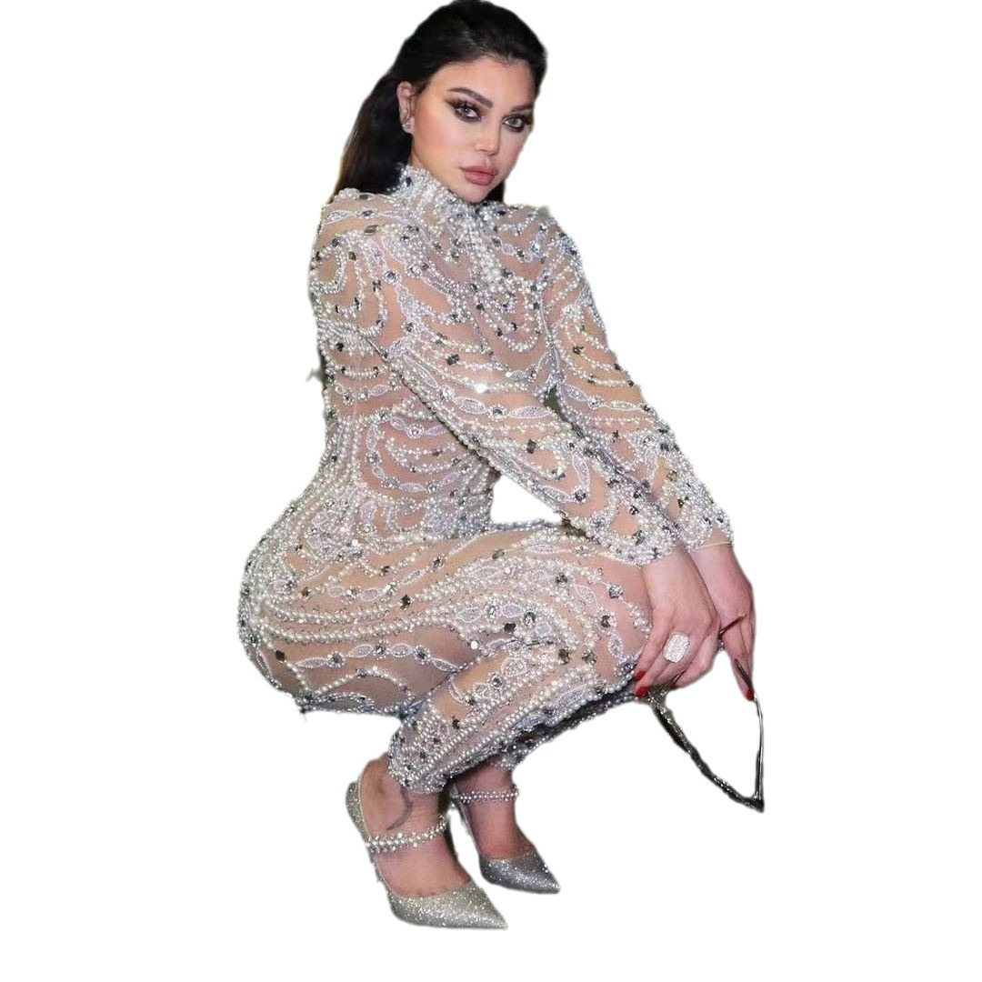 La nouvelle robe pour femmes européennes et américaines 2025 est amincissante et ajustée, avec des paillettes transparentes et un pantalon une pièce sexy