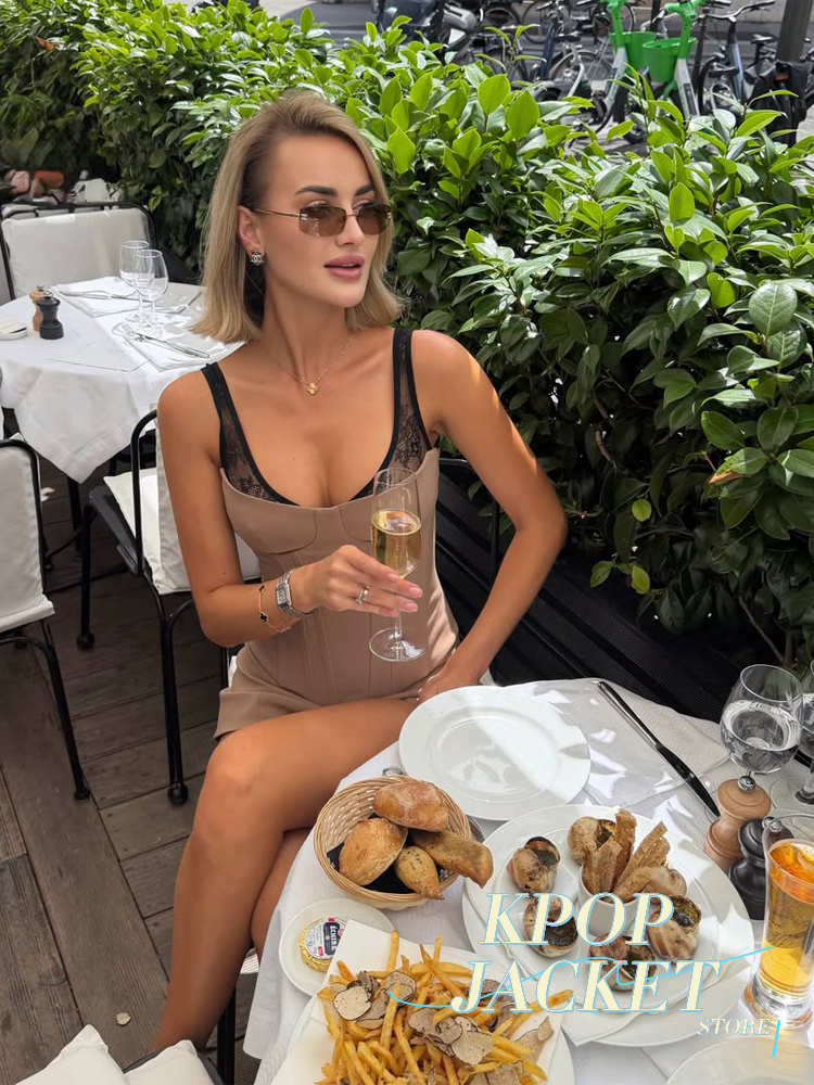 Robe élégante pour femme, col en V sexy, sans manches, cintrée à la taille, plissée à la mode, coupe ajustée, nouvelle collection été, tenue de soirée