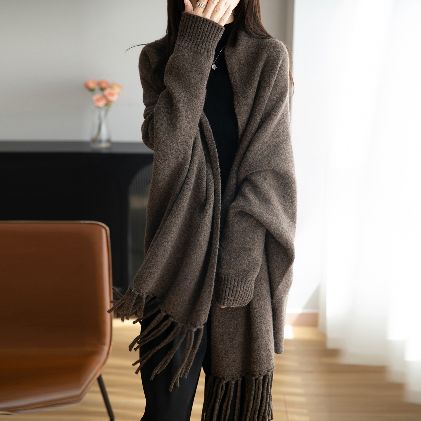 Châle à franges en laine mérinos pour femmes, vêtements d'automne, couleur unie, manches longues, ample, tricoté, à la mode, en cachemire, 100%