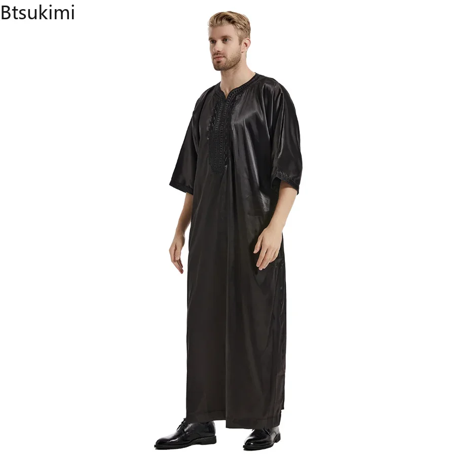 Robe longue musulmane pour homme Eid, style Jubba Thobe Abaya, en satin brodé, Kimono, Caftan, style saoudien, Dubaï, Arabe
