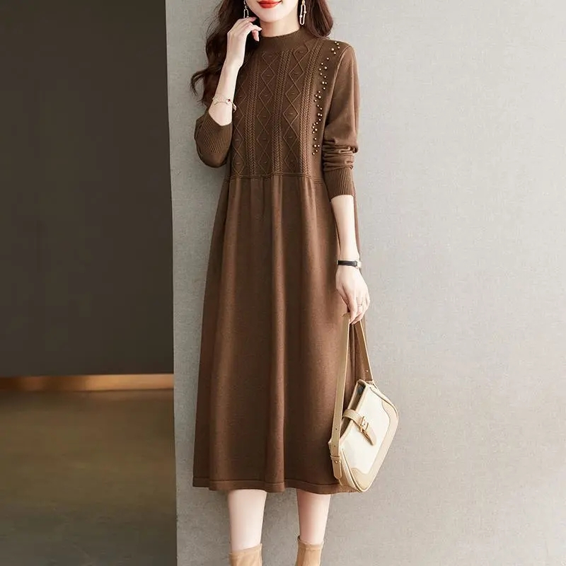 Nouvelle Robe Pull Tricotée Femme Printemps Automne 2026 Version Mi-Longue Robe Pull Élégante pour Femme Jupe de Base Tendance