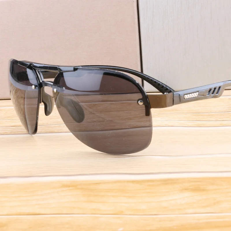 Lunettes de soleil classiques à verres dégradés pour hommes et femmes, lunettes de pilote de luxe, lunettes de soleil sans monture tendance, lunettes de soleil pour femmes et hommes, protection UV400