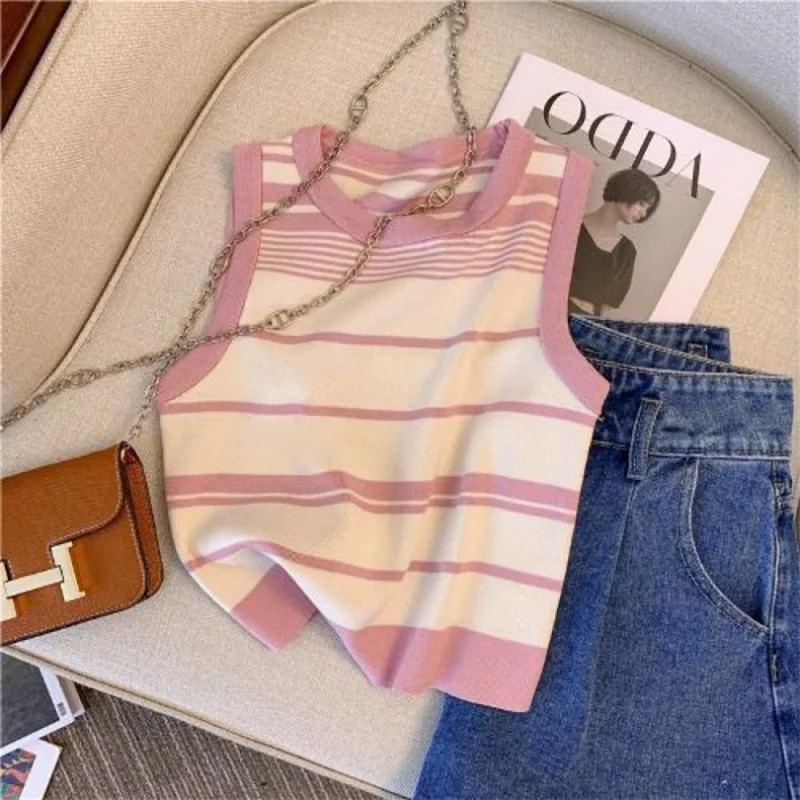 Débardeur tricoté rayé sans manches pour femme, style crop top, collection Printemps-Été 2026, tenue décontractée Y2K pour adolescente