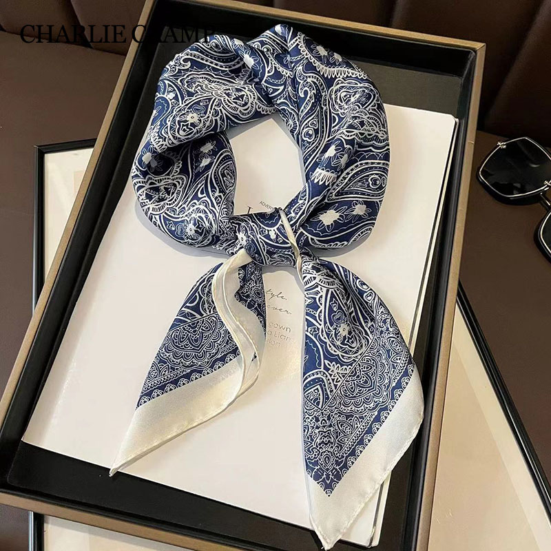 Écharpe carrée à imprimé fleur de cajou pour femme, châle bleu marine, foulard de la présidence, ruban de sac, hijab, bandana, écharpes de cou pour femme, cadeau, 70cm