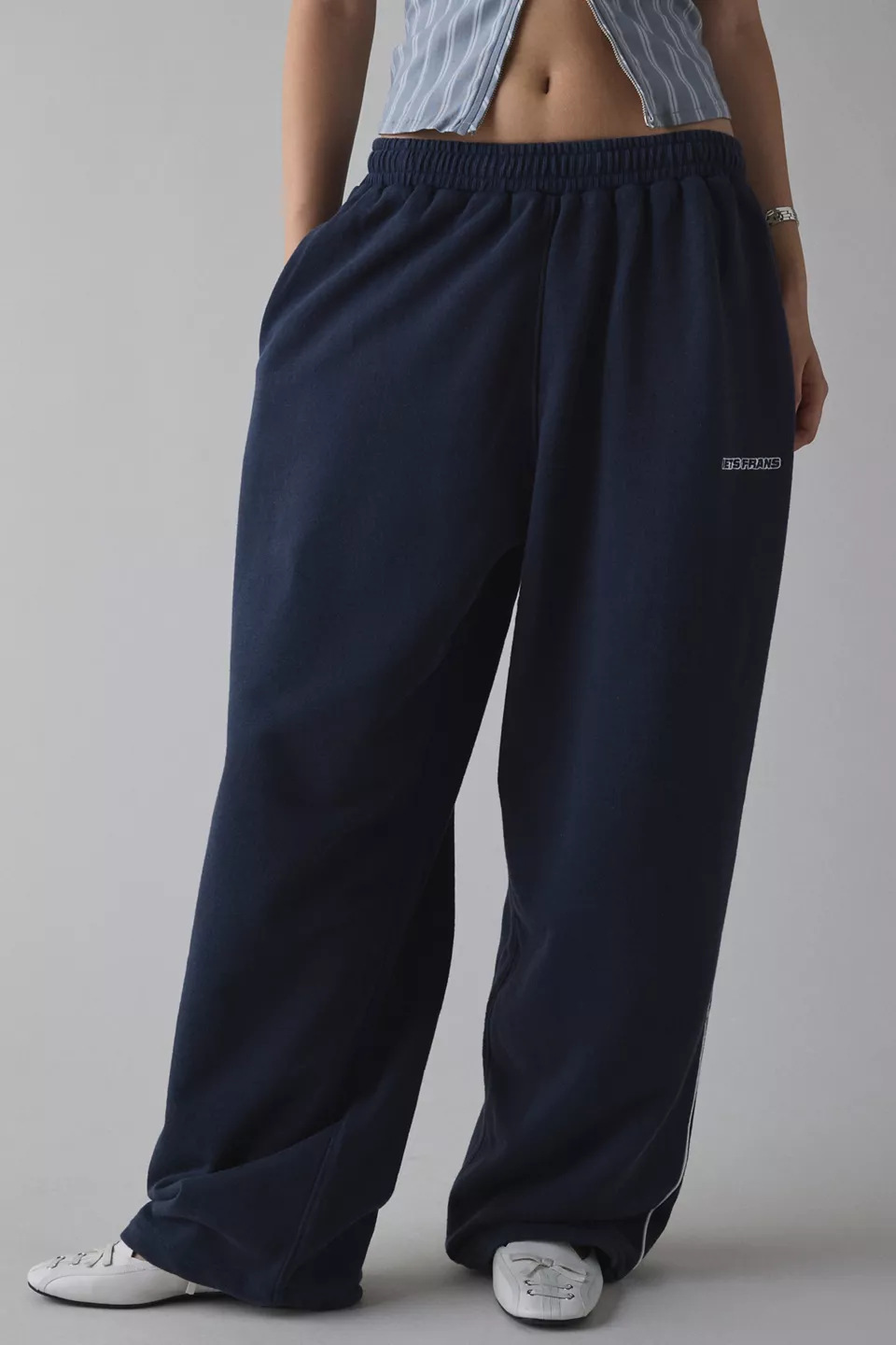 Pantalon rose avec broderie élégante, pantalon de survêtement Chic à jambes droites, coupe sans effort, pantalon ample de Style de rue au bureau