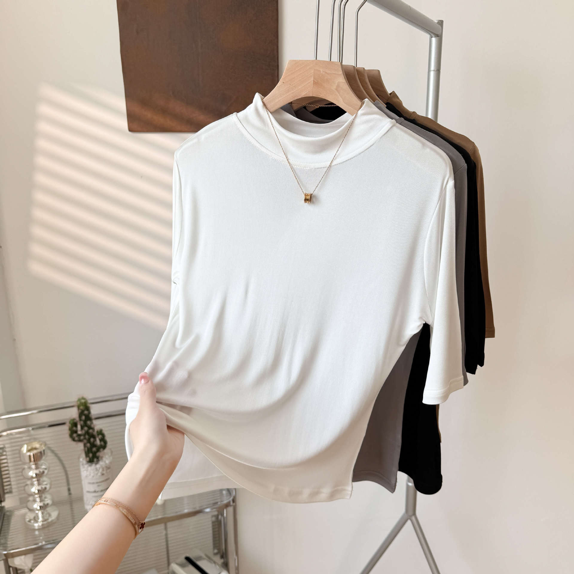 Yuyue's 100% soie de mûrier basique femmes T-shirt couleur unie grande taille demi col rond soie de mûrier haut mi-manches chemise de Base