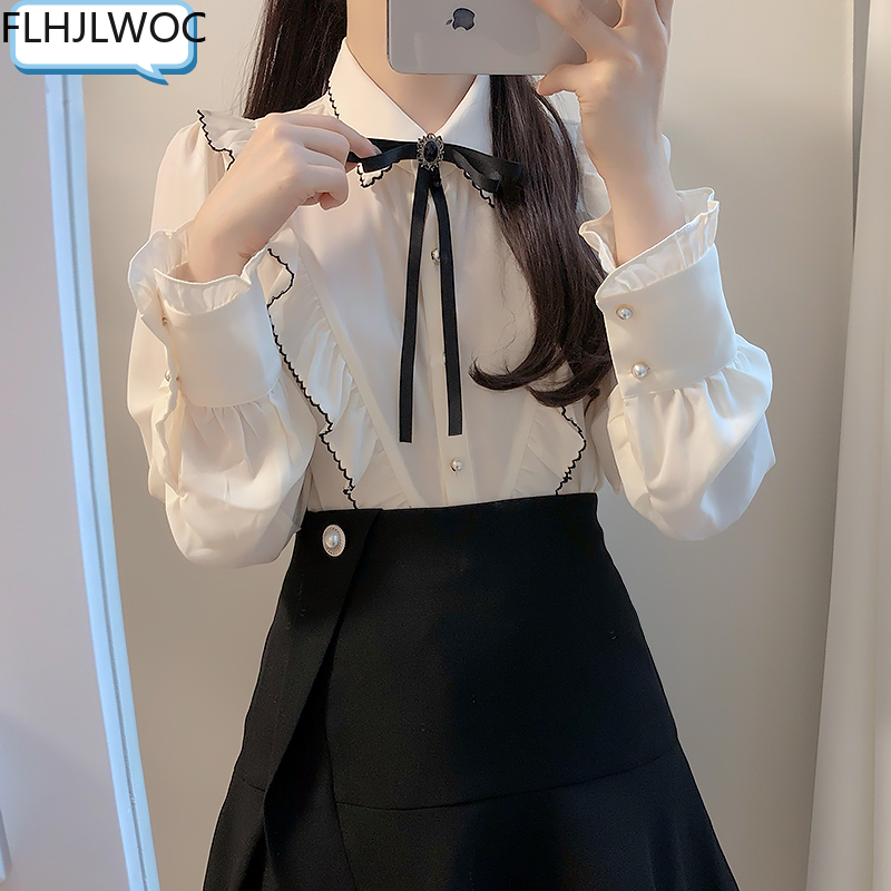 Femmes volants mignon nœud papillon hauts Style Preppy Vintage japonais corée Design bouton élégant formel chemises blanches Blouses