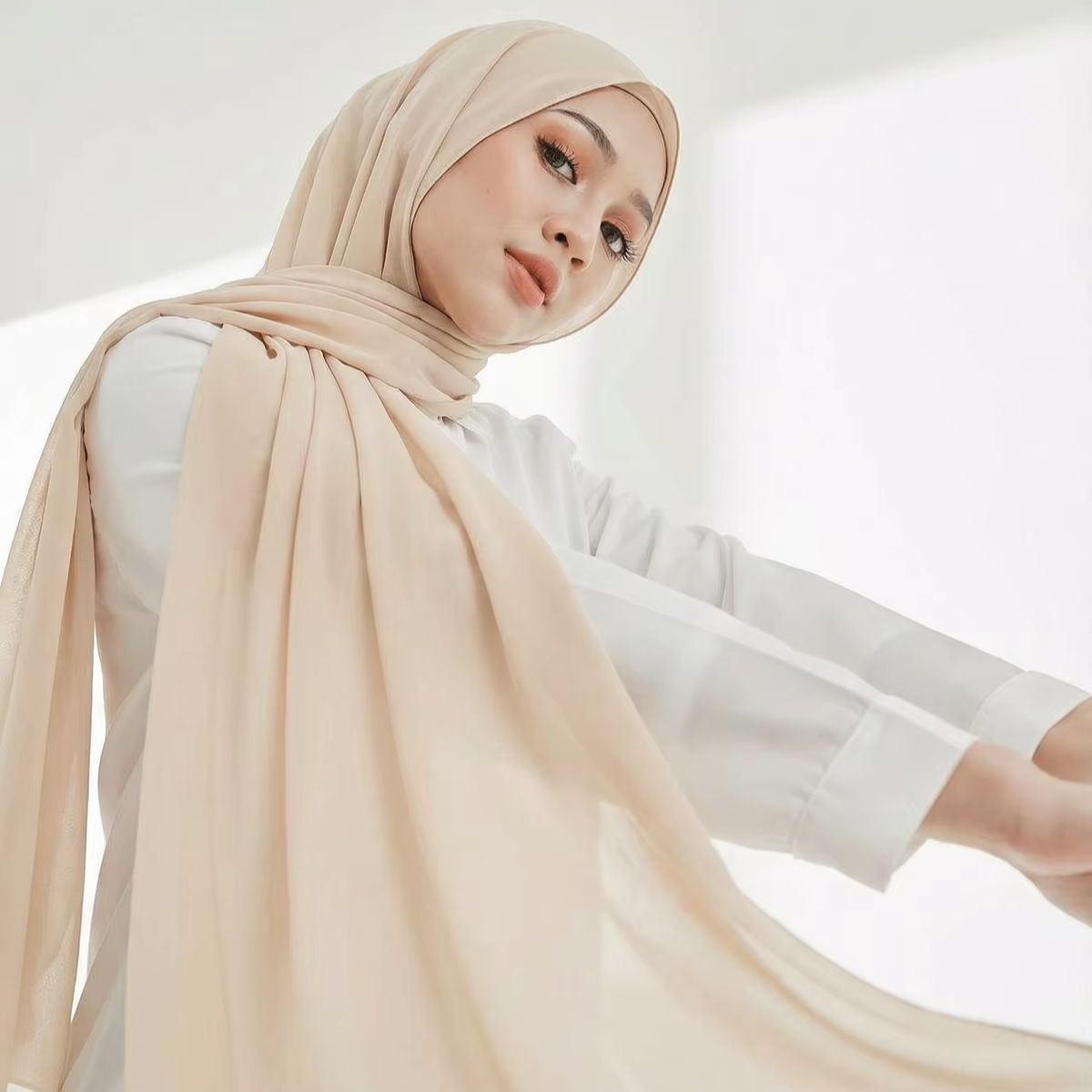 Abayas en Chiffon pour Femmes, Hijabs de Ramadan, Écharpes et Châles en Chiffon Premium, Robes Musulmanes, Vêtements Hijab, Turbans Islamiques, Étoles Unies