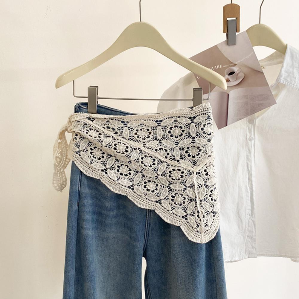Rétro fait à la main Crochet creux écharpe femmes Triangle foulard été dentelle broderie foulard voyage littéraire Photo bandeau
