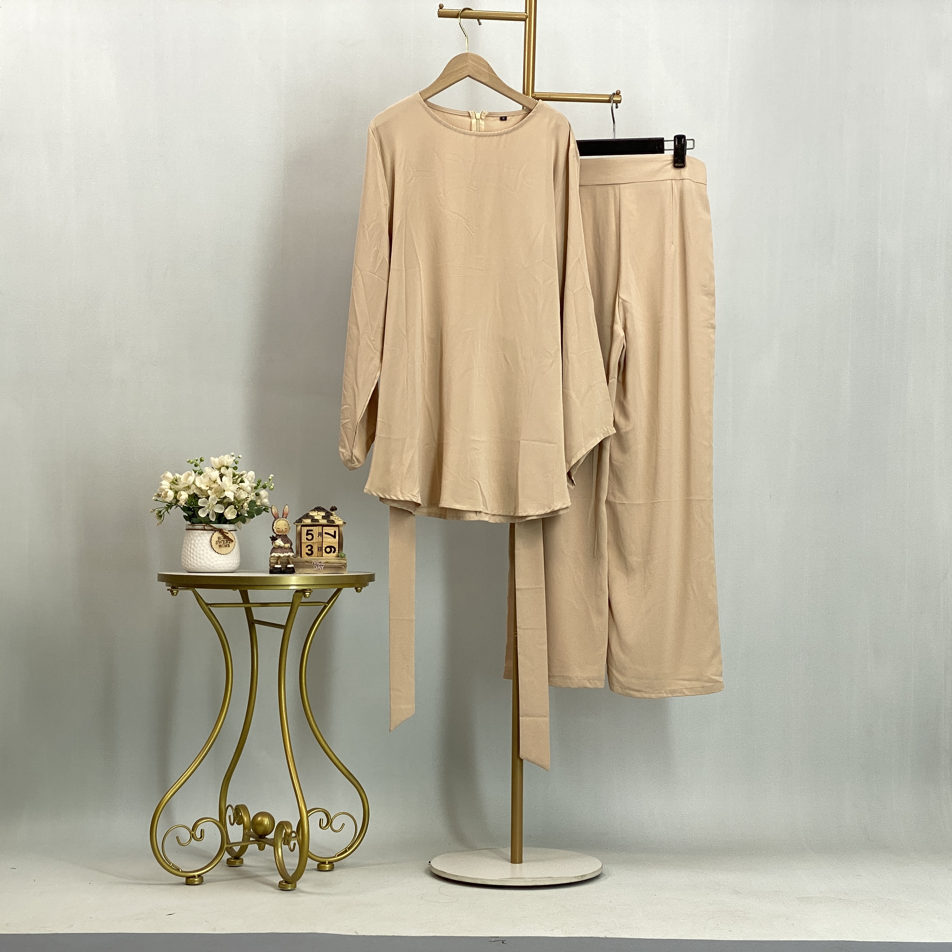 Ensemble de survêtement islamique pour femmes musulmanes, chemise à taille nouée et pantalon large, élégant, décontracté, pour tous les jours