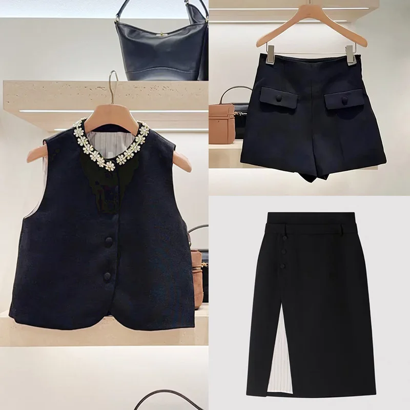 Haut élégant sans manches à col rond pour femme ou short simple, ensemble gilet et short noir à motif floral et diamanté