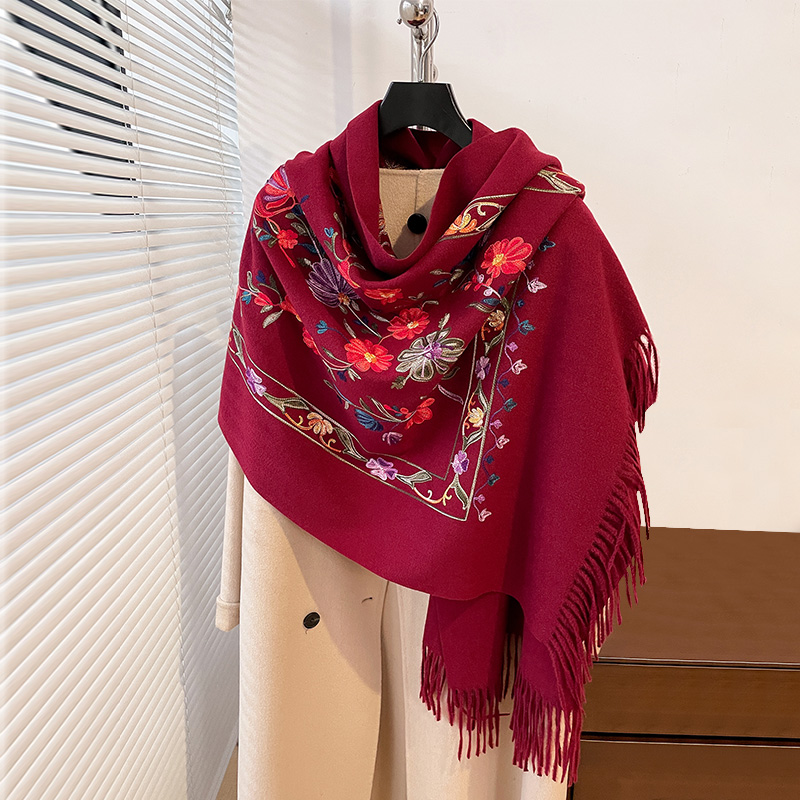 Luxe hiver broderie cachemire écharpe femmes nouveau Design chaud Pashmina couverture Poncho foulards femme châle épais Foulard Bufanda