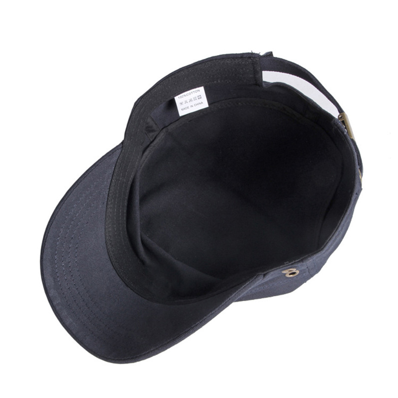 Casquettes militaires décontractées pour hommes, casquettes militaires en coton à dessus plat pour femmes, chapeau de soleil noir de couleur unie, visière avec étiquette en métal, bord incurvé réglable