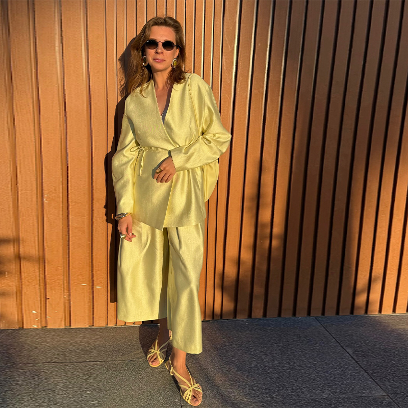 Ensemble tailleur pantalon large et veste en satin de luxe exquise pour femme 2026 – Chic et décontracté avec col en V et taille cintrée