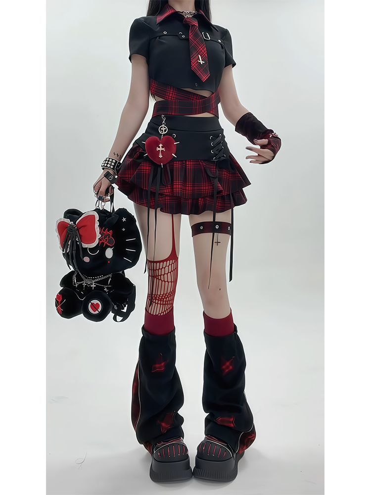 Ensemble 2 pièces Jirai Kei Punk Y2K pour femme, style subculture japonaise, comprenant un crop top à carreaux taille basse et une mini-jupe à volants à lacets, tenue streetwear et club
