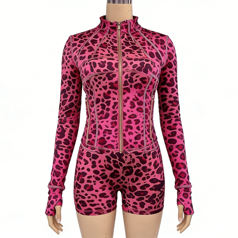 Ensemble 2 pièces imprimé léopard pour femmes, tenues tendance, survêtement de gymnastique Sexy, hauts et shorts Slim à fermeture éclair, ensembles assortis, tenue de club, 2025