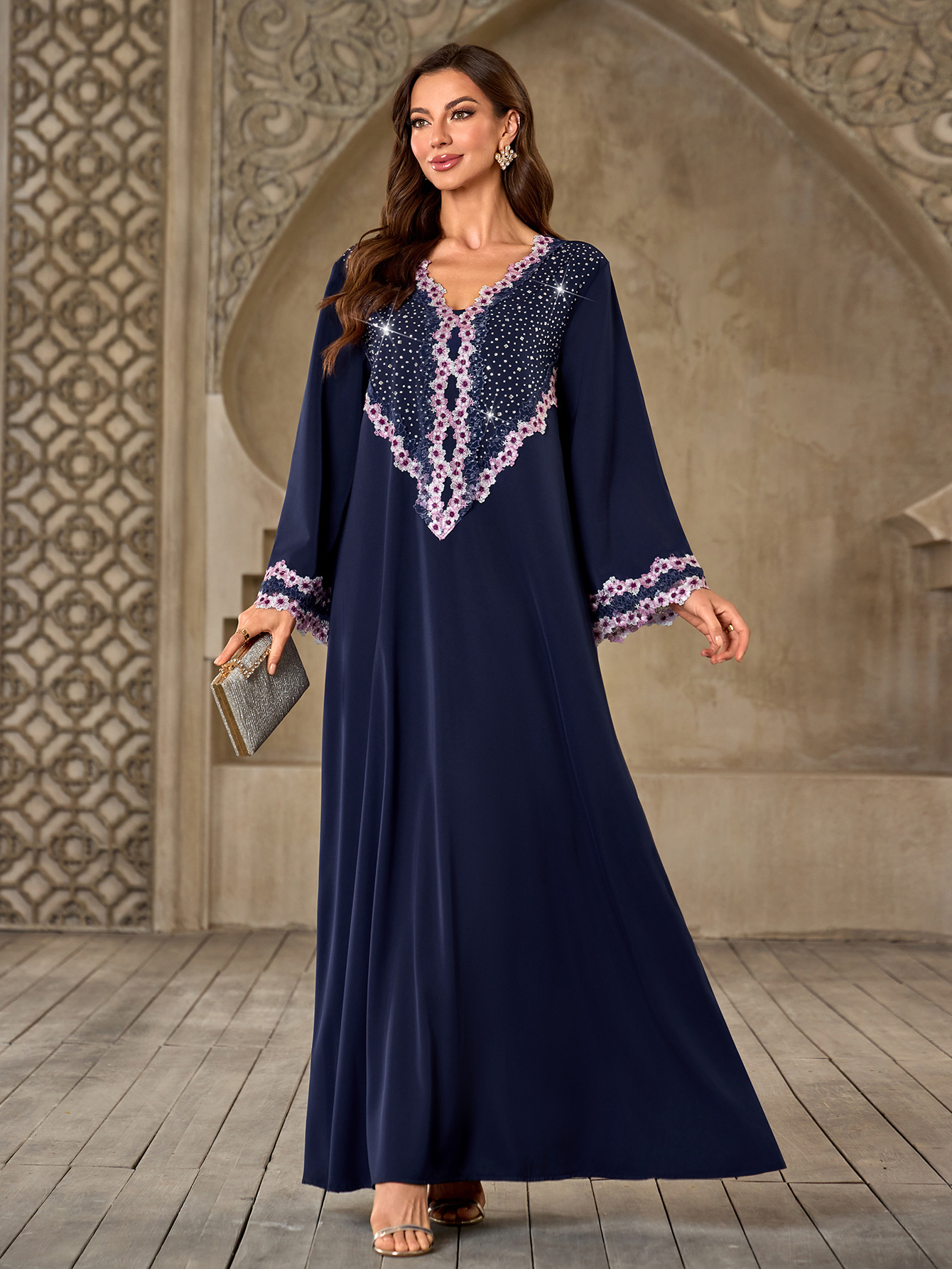 Nouvelle mode Dubaï Arabe Musulmane 2026 – Robe Abaya Femme Ample, Élégante et Luxueuse, Bleu Marine, Col en V, Manches Longues, Longueur Cheville