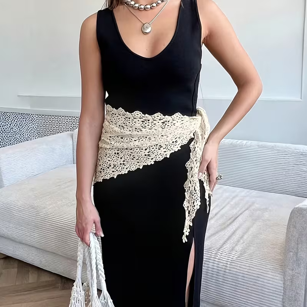 1 Foulard Triangulaire en Crochet Ajouré pour Femme, Bandeau en Dentelle Vintage, Accessoire de Tête Léger de Style Bohème, Idéal pour les Vacances d'Été et la Photographie Urbaine