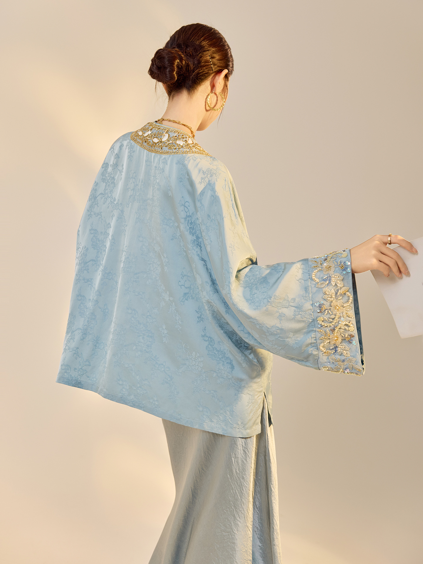 Nouvelle veste de style chinois brodée de perles, faite à la main, avec boucle, haut de gamme, mode, luxe, jacquard