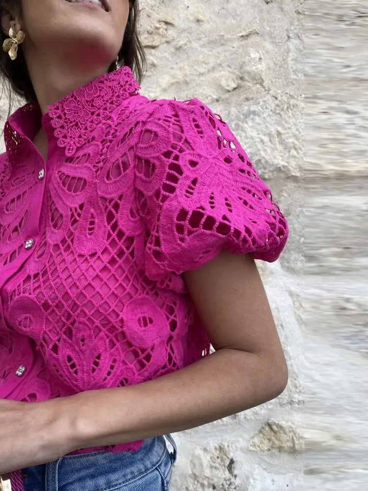 Chemise de créateur en dentelle pour femmes, chemisier élégant en dentelle au Crochet, chemise à revers Slim à manches courtes avec manches bouffantes, BQZ2