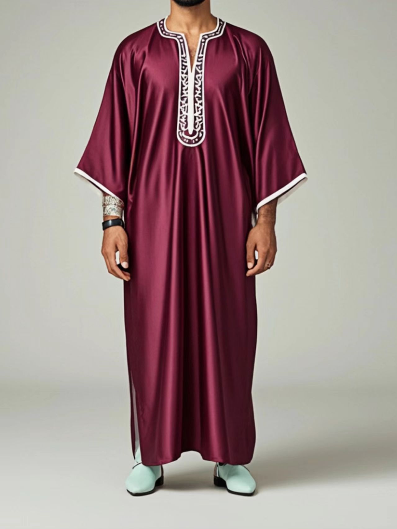 Nouveau Lslamic Moyen-Orient Saoudien Musulman Marocain Hommes D'affaires Décontracté Traditionnel Broderie Artisanat Robe S-2XL Plus La Taille
