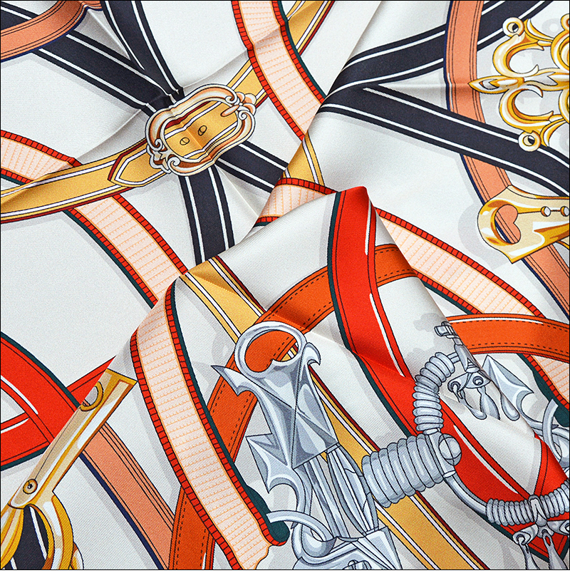 Écharpe en soie multifonctionnelle de style rétro 90 * 90, écharpe en twill de soie avec procédé de peinture par pulvérisation, bord roulé à la main "M90F271-2"
