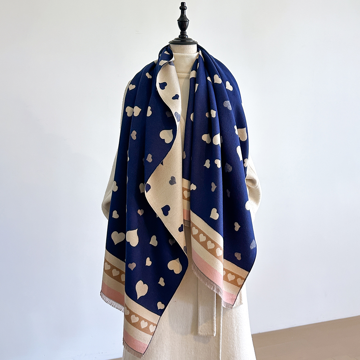 2025 conçu femmes hiver chaud cachemire châle-mode écharpe foulard Pashmina tête écharpe Wrap Poncho & Echarpe