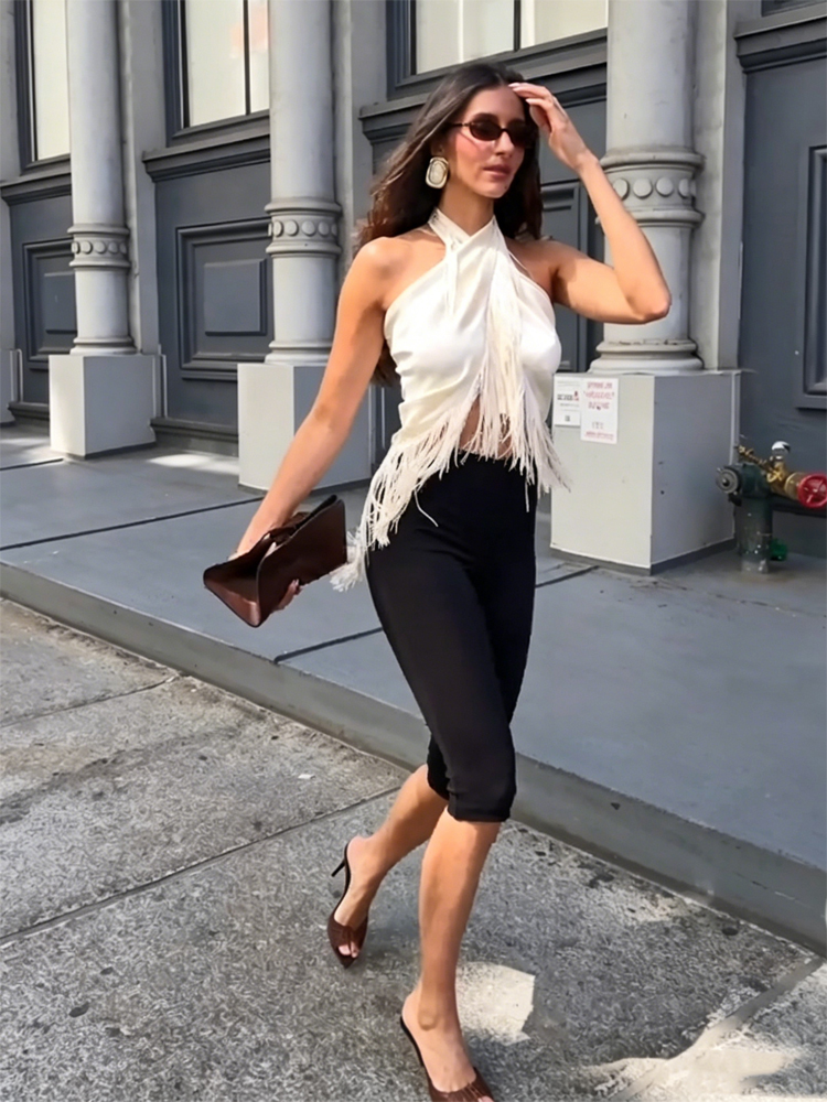 Haut court en satin blanc à franges pour femme, col halter croisé élégant, style vintage décontracté, tenue quotidienne et de vacances, vêtements de rue pour femmes 2026