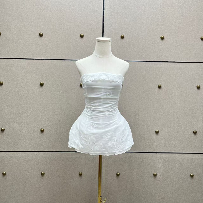 Débardeur femme Nouveau haut sans manches brodé de fleurs pour l'été 2026 Corset sexy dos nu pour femme Débardeur en mélange coton-lin style Y2K