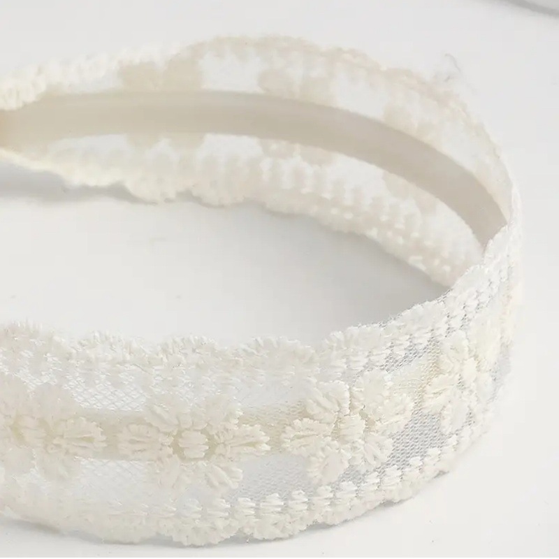 Serre-tête large en dentelle brodée blanche pour femme – Élégant, polyvalent, amusant, tendance – Accessoire de cheveux rétro et charmant