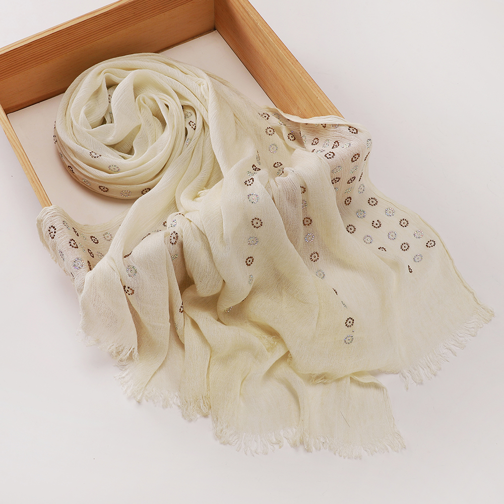 Hijab à texture froissée, écharpe à strass motif tournesol, foulard à franges et pompons, châle doux pour femmes musulmanes, pour usage quotidien.