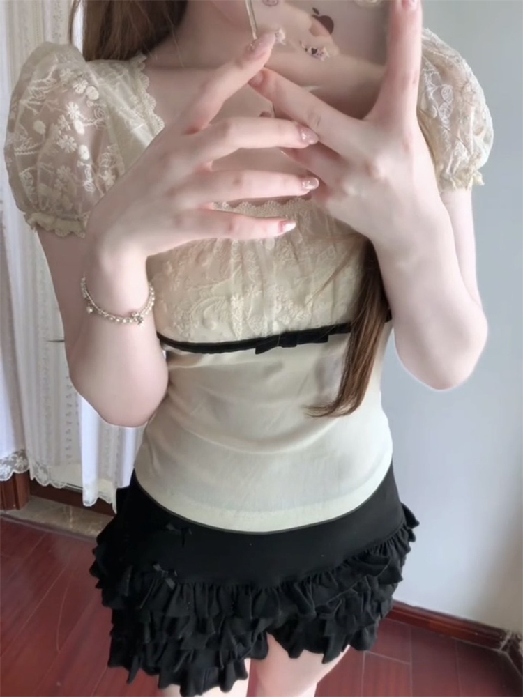 T-shirt femme col carré avec dentelle, crop top mignon et esthétique à manches courtes, coupe slim vintage, style Harajuku Y2K, tenue décontractée