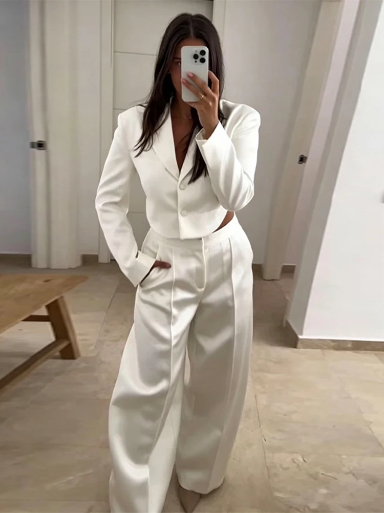 Ensembles de pantalons en satin pour femmes ou blazers courts en satin chic et sexy à revers et manches longues dos nu pour femme ou pantalons taille haute à jambes larges pour femme