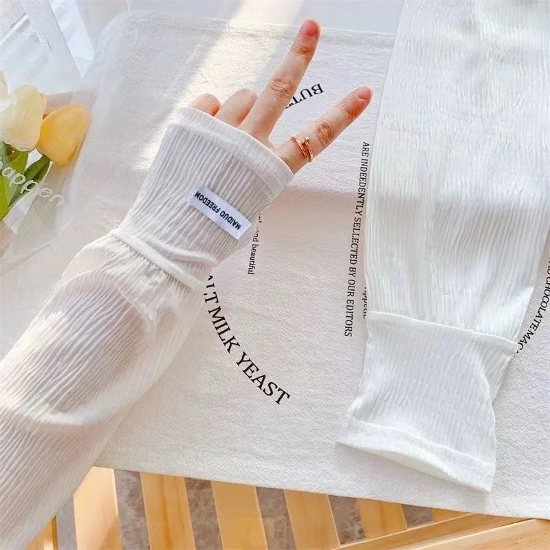 Manchons de bras en soie glacée pour femme, style coréen tendance, anti-rides, amples, grande taille, couleur unie, protection UV, rafraîchissants, pour l'été, la conduite, le cyclisme et les activités de plein air