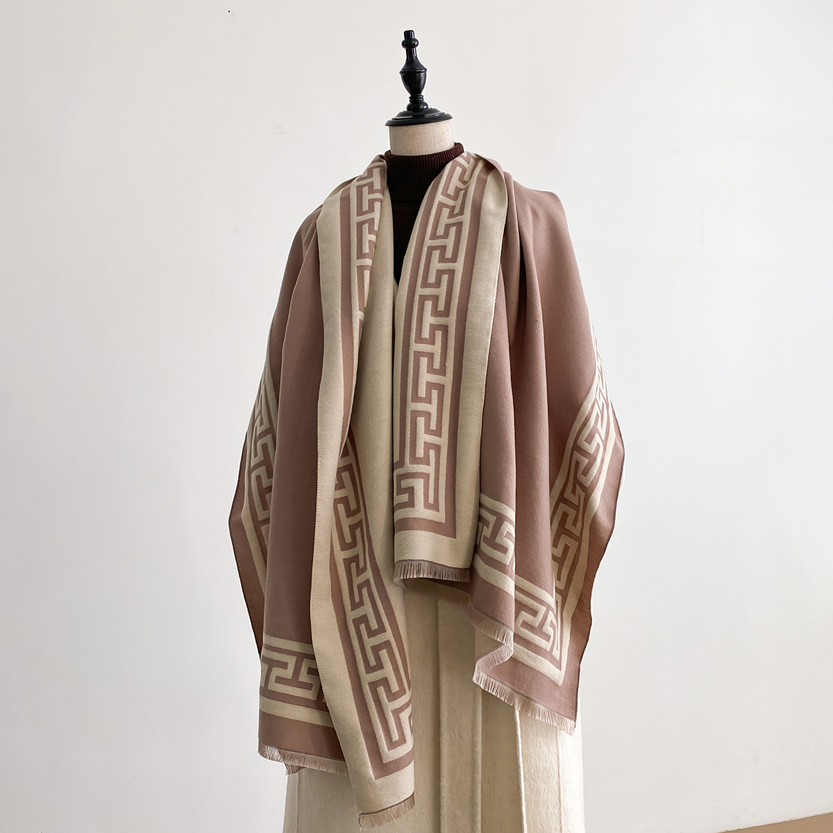 Femmes géométrie imprimé Pashmina châle chaud cachemire foulards de luxe hiver épais couverture Bufanda femme enveloppement Bandana Echarpe Poncho