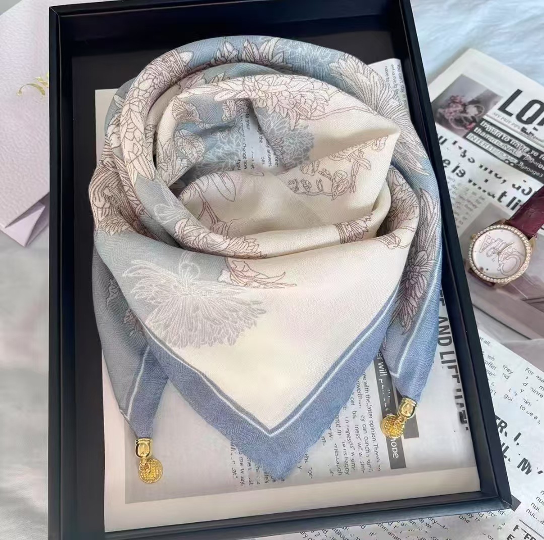 Écharpe en soie de luxe à boucle magnétique - Écharpe carrée légère et respirante pour l'été, protection UV et tendance