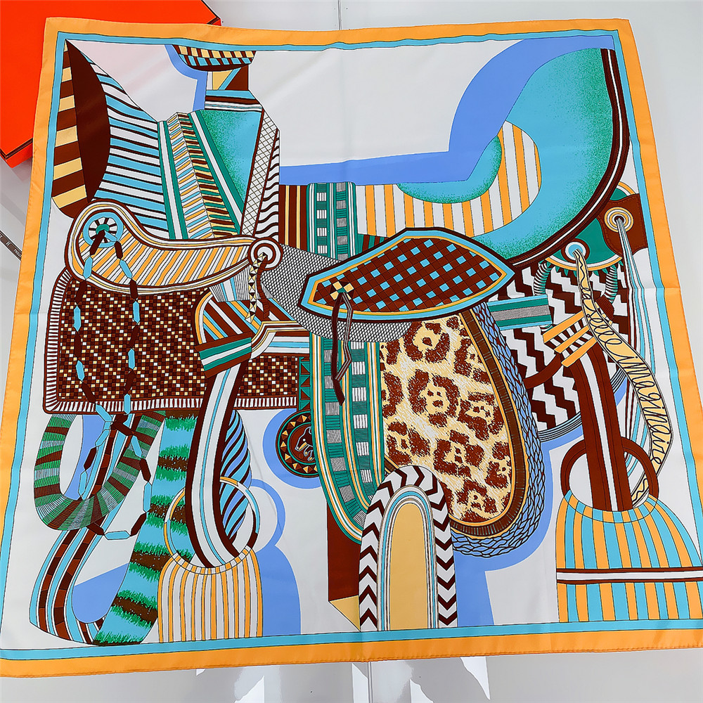 Selle impression sergé foulard en soie femmes 90CM foulards carrés enveloppes châle marque de luxe Hijabs Bandana fait à la main frisé foulard en soie