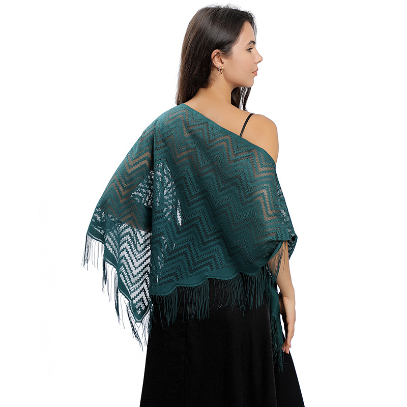 Châle Triangle ondulé en dentelle élégante, maille creuse, écharpe fine et respirante à pampilles, robe de soirée, châle polyvalent