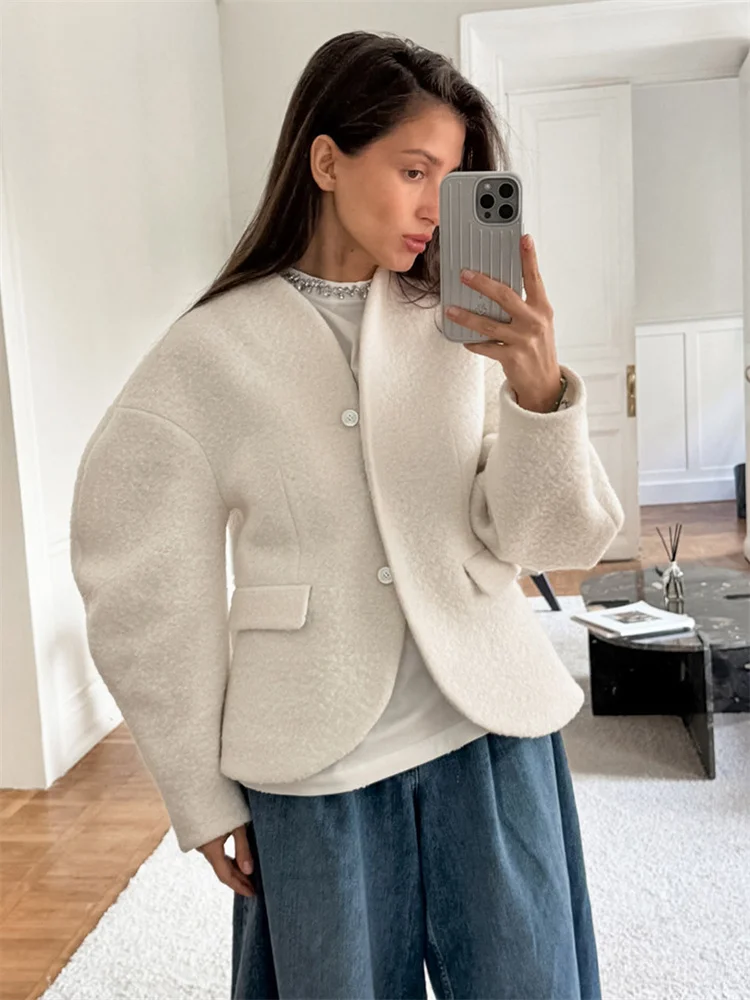 Vestes en tricot amples blanches pour femmes, mode élégante, taille haute, mode automne 2025, vêtements d'extérieur de luxe pour dames