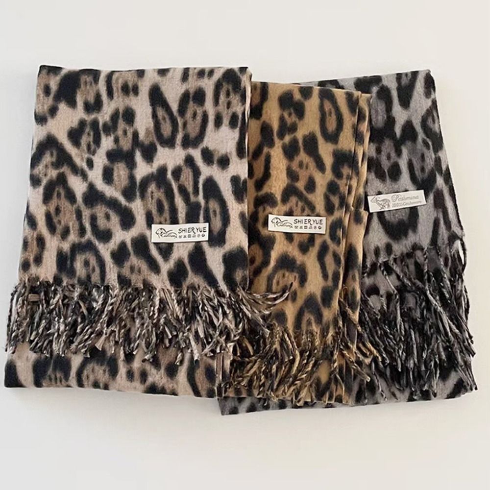 Mode léopard glands châle coupe-vent épaissi hiver chaud écharpe Imitation cachemire dame foulards enveloppes cou plus chaud