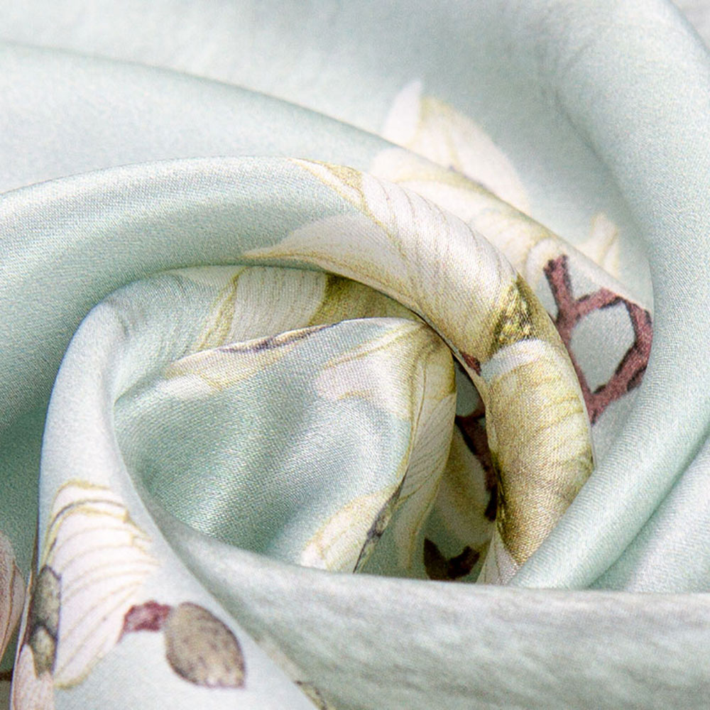 Foulard carré en soie naturelle premium 53 cm pour femme, imprimé fleur de magnolia et encre chinoise vert céladon, bandana, foulard de tête, écharpe de cou, écharpe pour femme