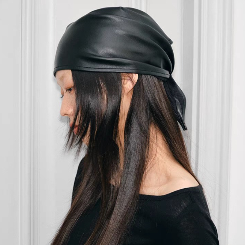 Foulard rétro épicé en cuir PU pour femmes, chapeau carré d'été Y2k, foulard Hip-hop, série coréenne, bandeau polyvalent pour cheveux